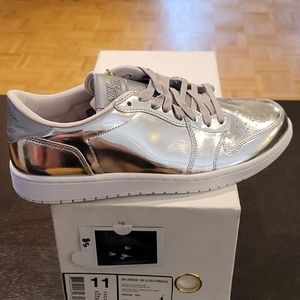 **NWT** AIR JORDAN 1 RE OG P1NNACLE